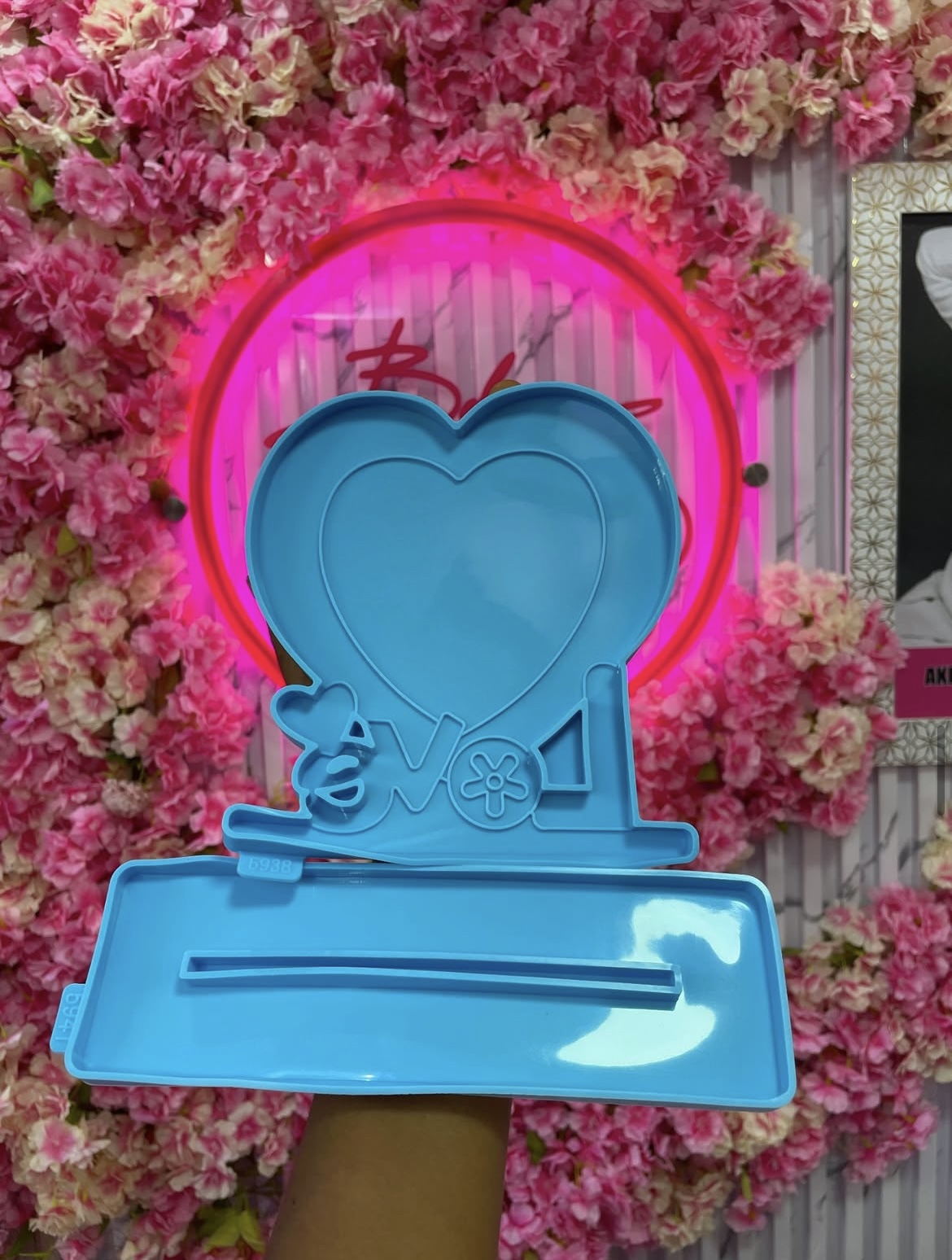 Love frame fancy mold