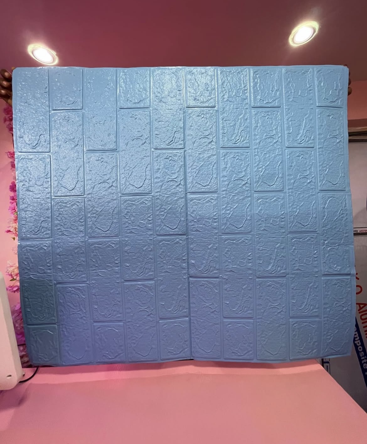 Wallpaper/ working surface