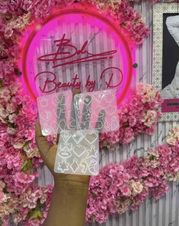 Mini multipurpose mold